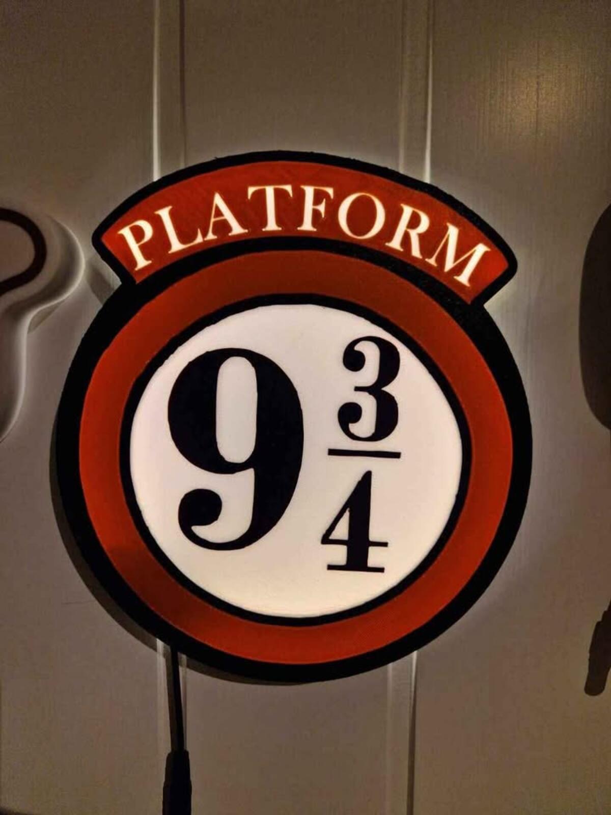Platform 9 3/4 Harry Potter Lightbox