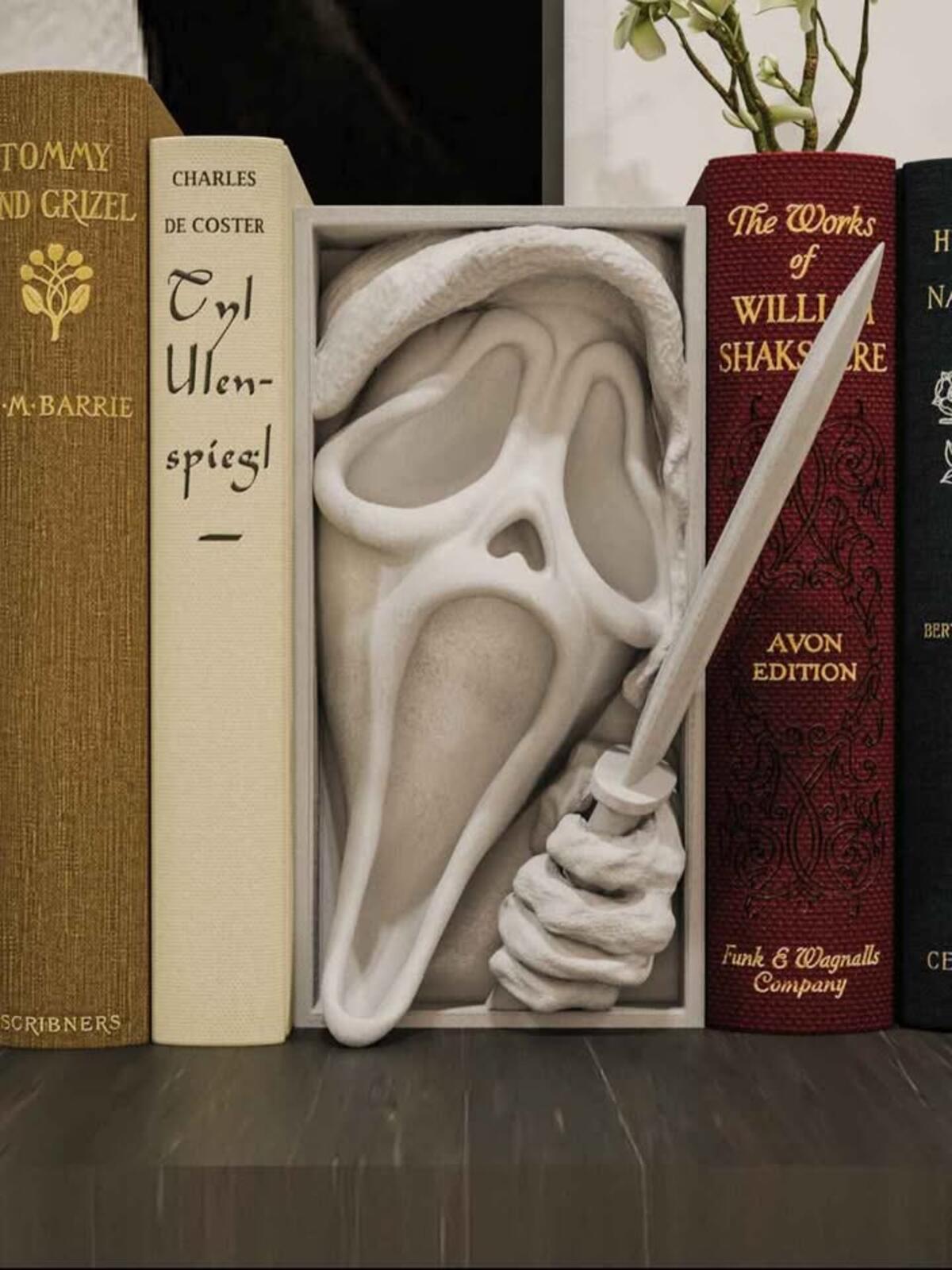 Horror Movie Villain Book Nooks
