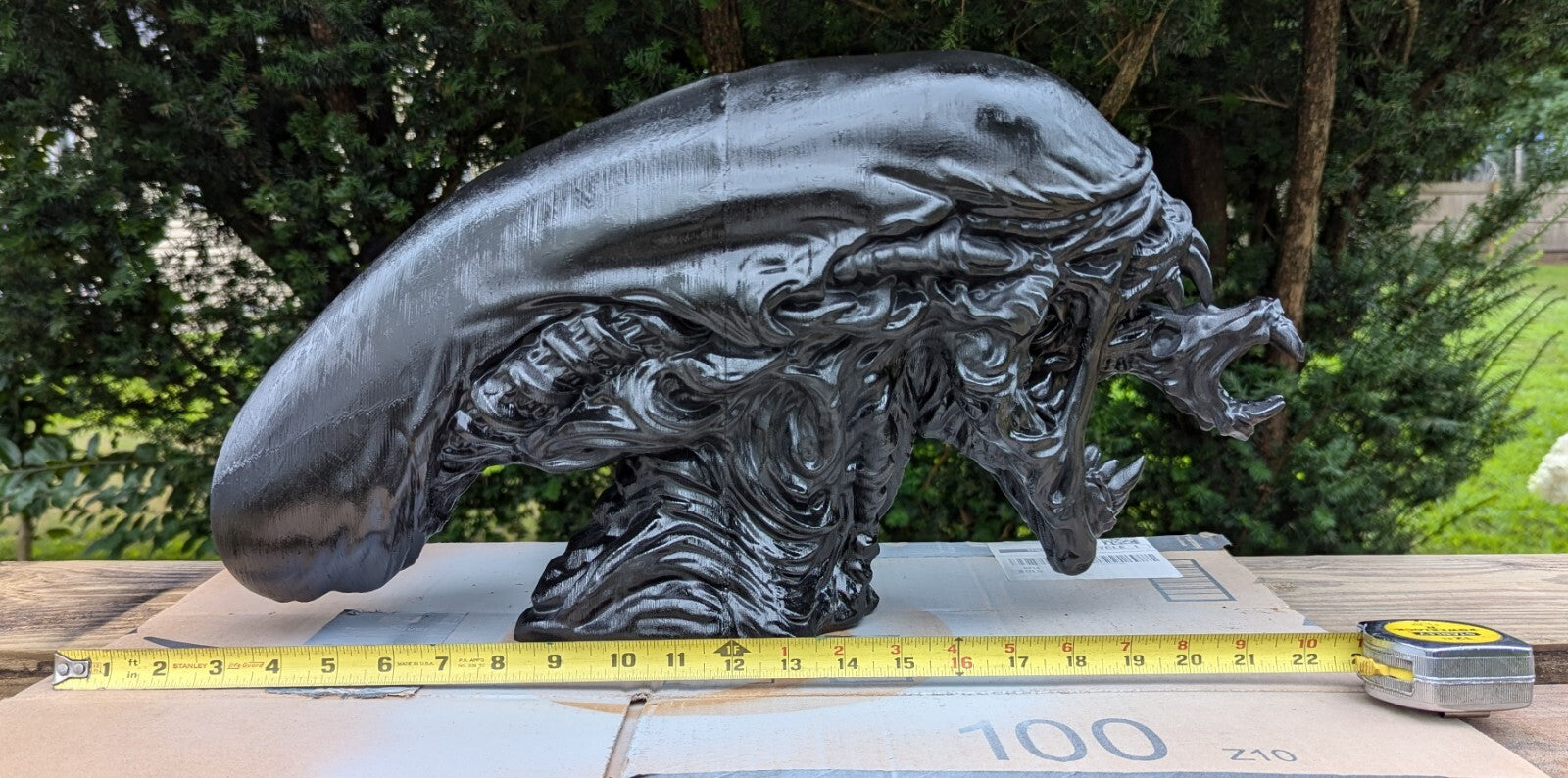 Xenomorph Head Sculpture | 3D Printed Sci-Fi Alien Display Bust | Collector Shelf Decor