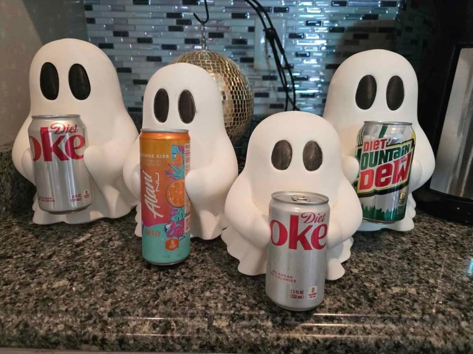 Ghosty Can Holder
