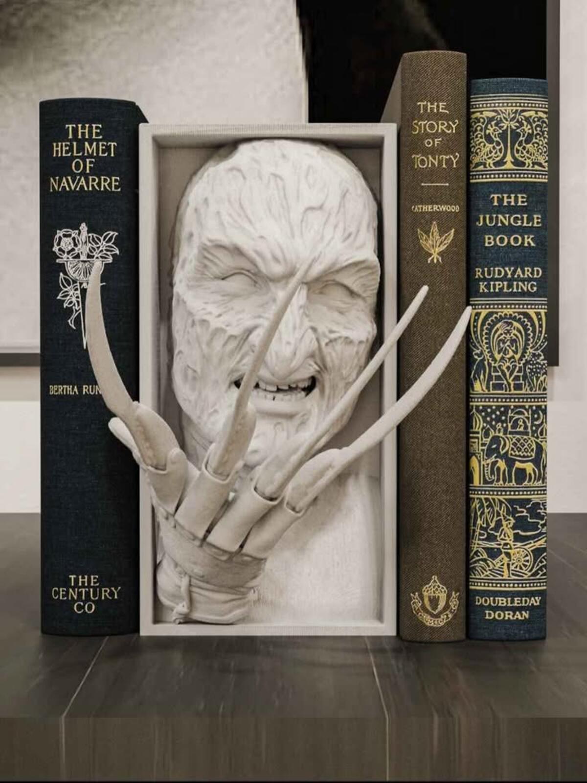 Horror Movie Villain Book Nooks