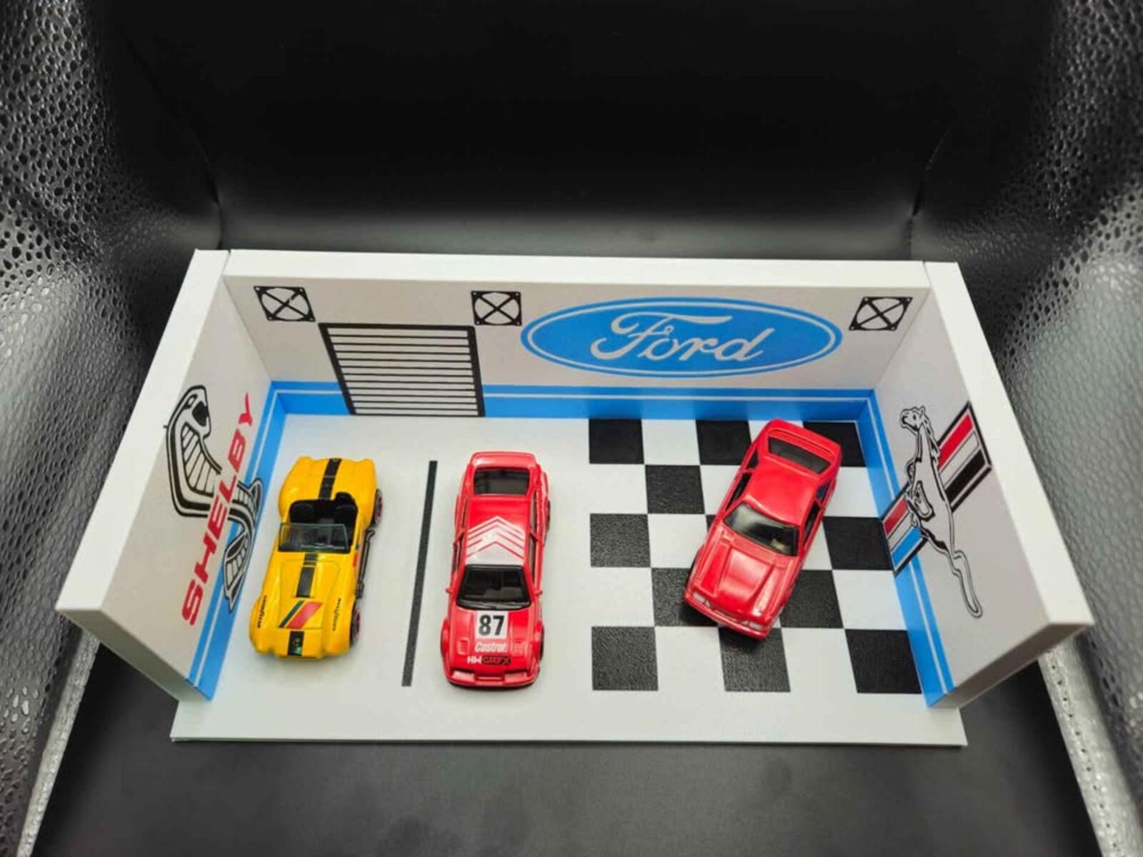 Ford Diorama