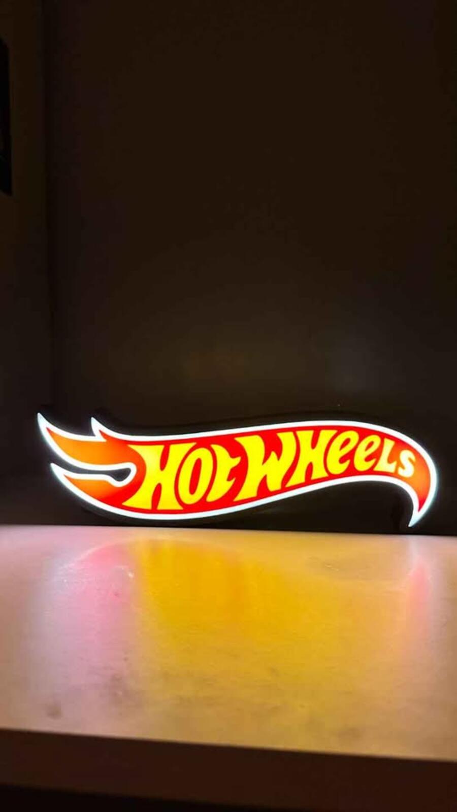 Hot Wheels Lightbox