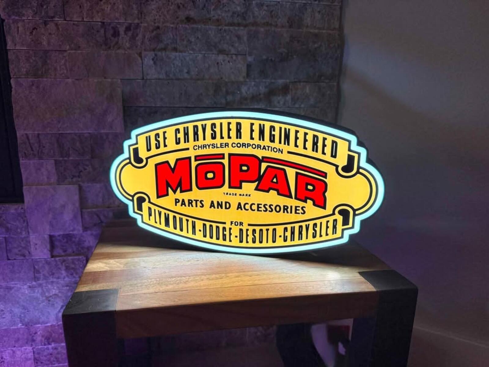 Mopar Lightbox