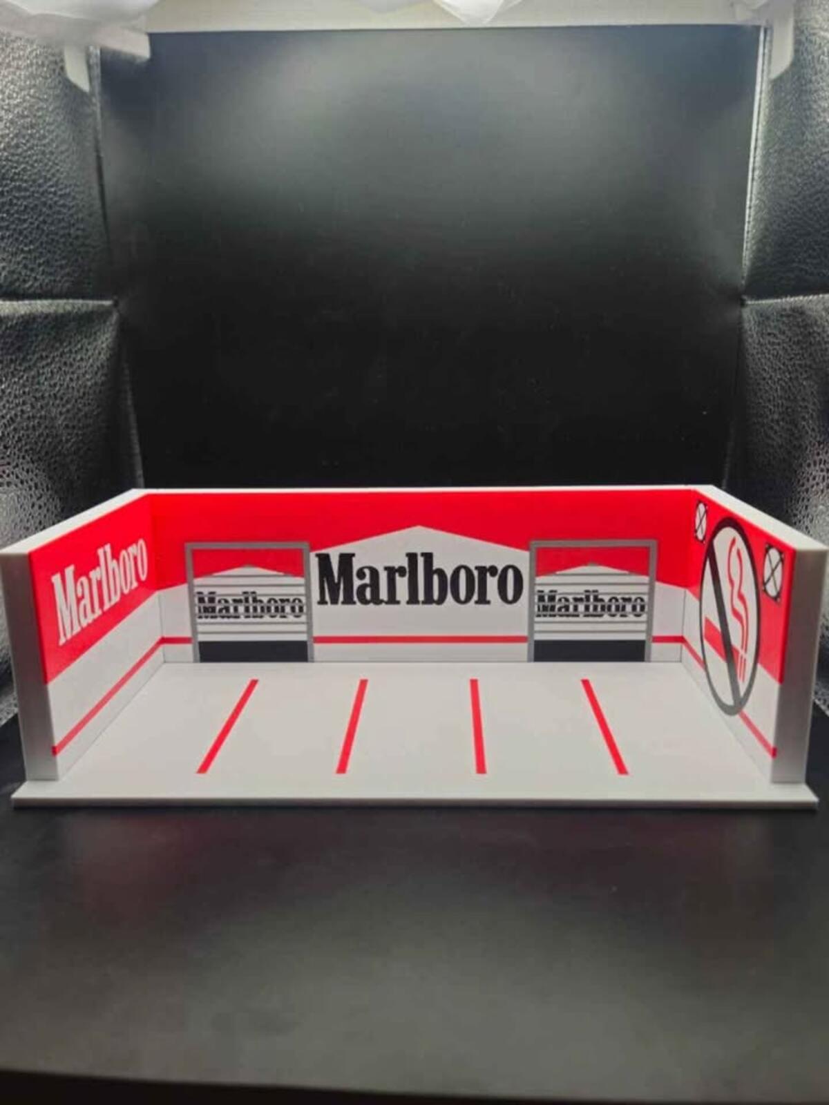 Marlboro Diorama