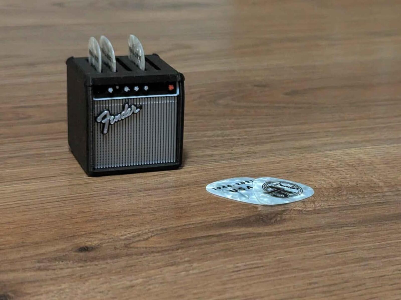 Fender Pick Holder