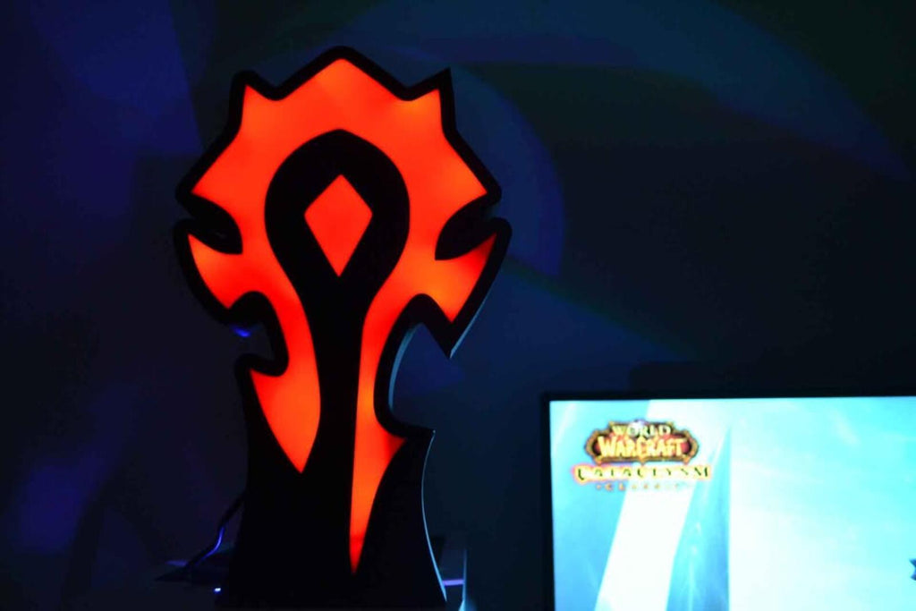 World Of Warcraft Horde Lightbox With Stand