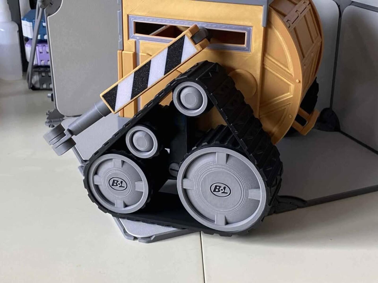 WALL-E Paper Dispenser
