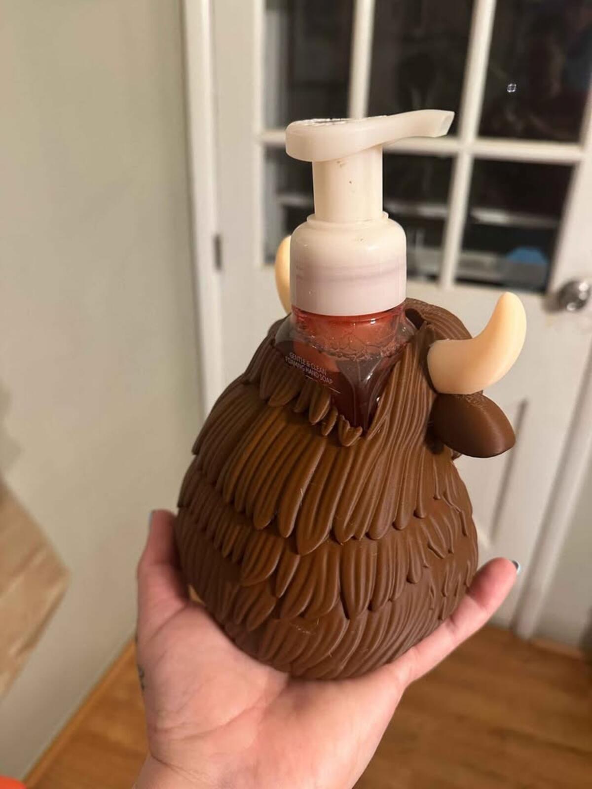 Highland Cow Soap Holder