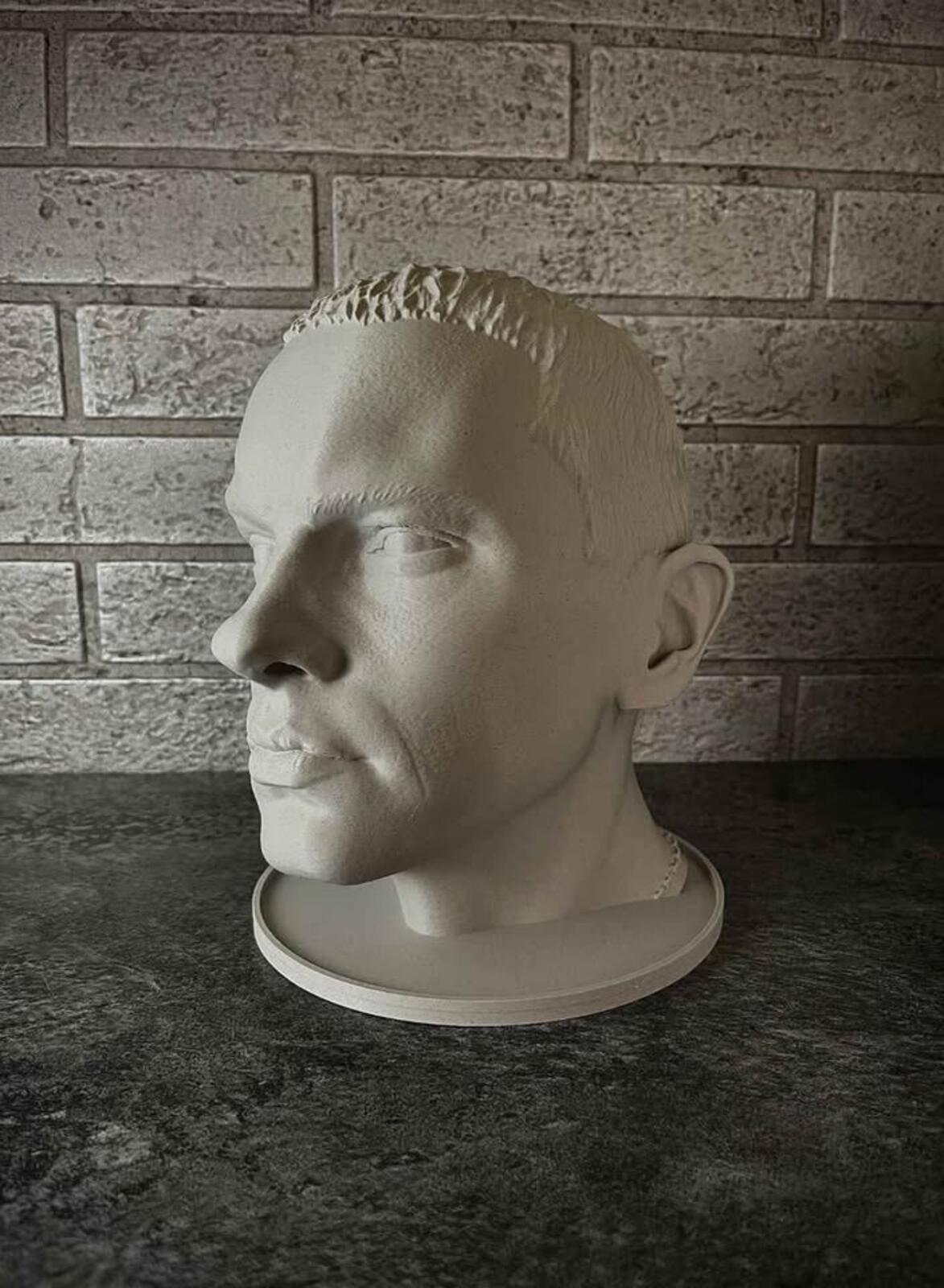 Eminem Headphone Holder