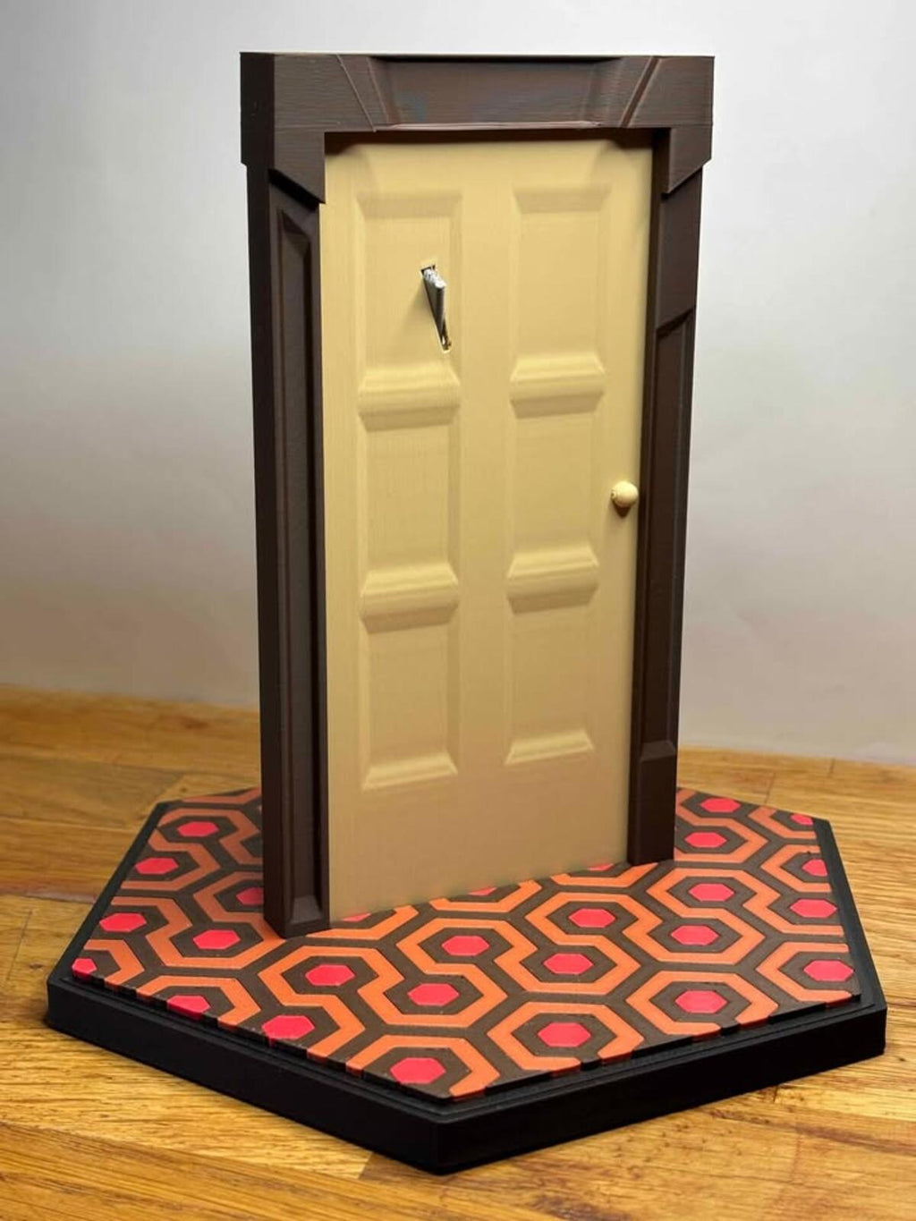 Here's Johnny! Diorama