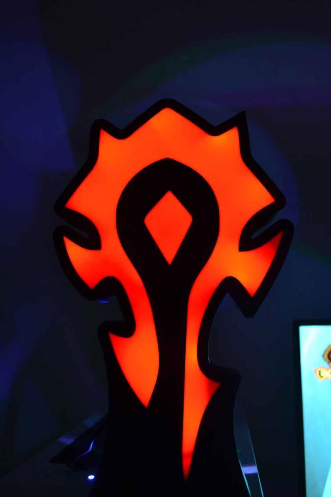 World Of Warcraft Horde Lightbox With Stand