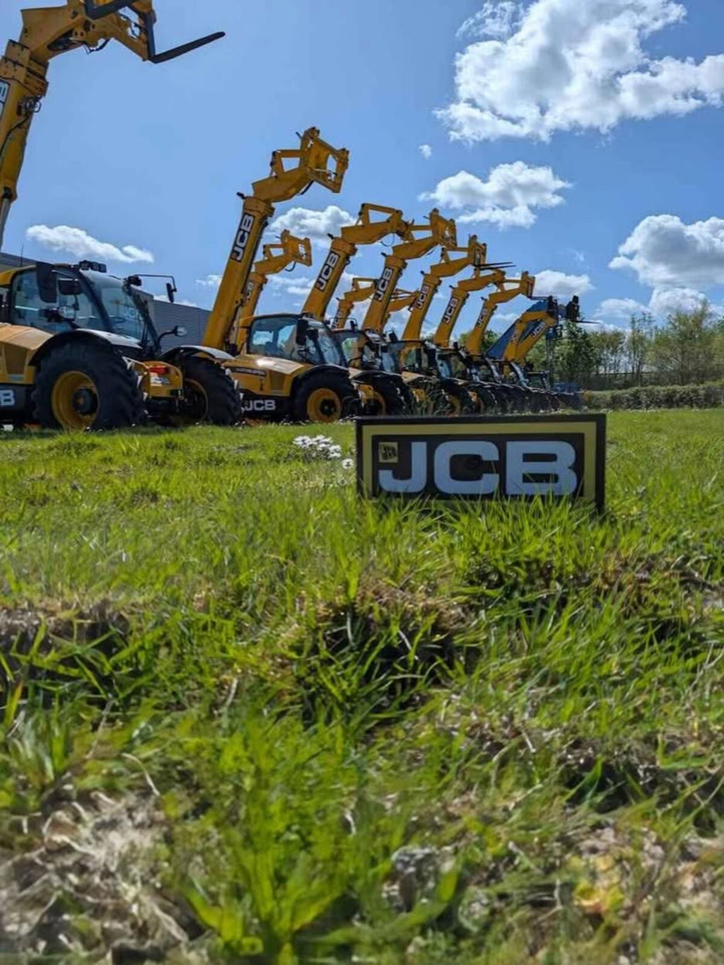 JCB Lightbox