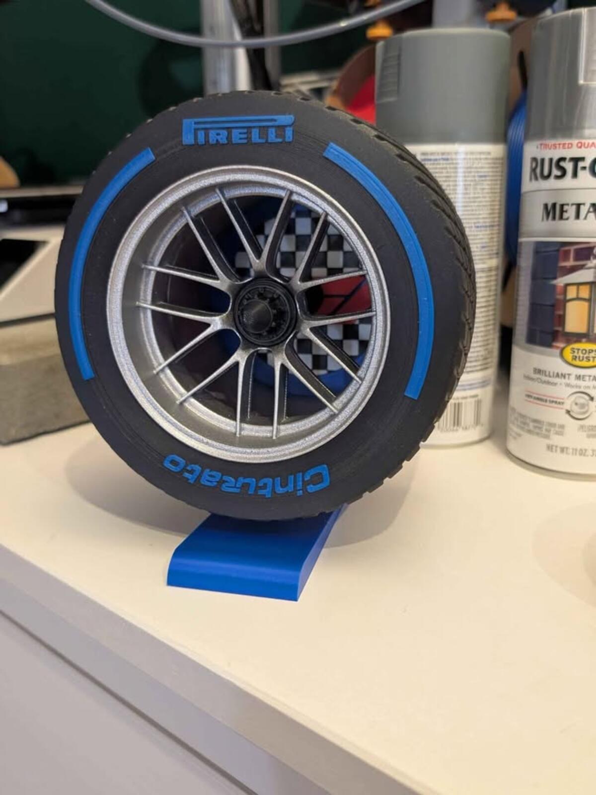 F1 Display Rear Wheel With Stand